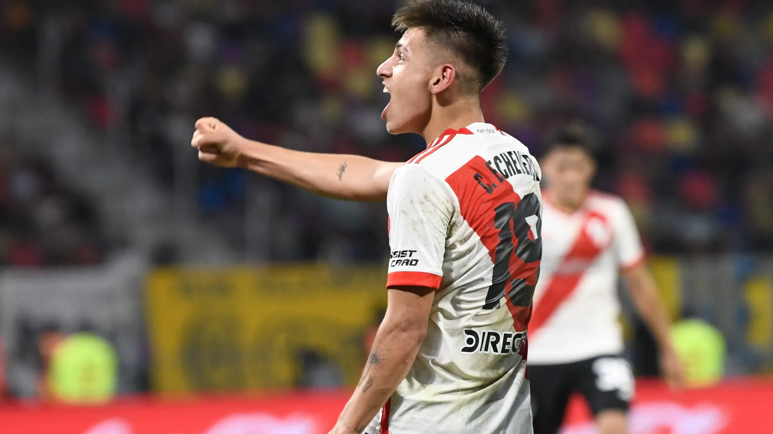 Echeverri completó un partidazo ante Central. (La Página Millonaria/Haliasz)