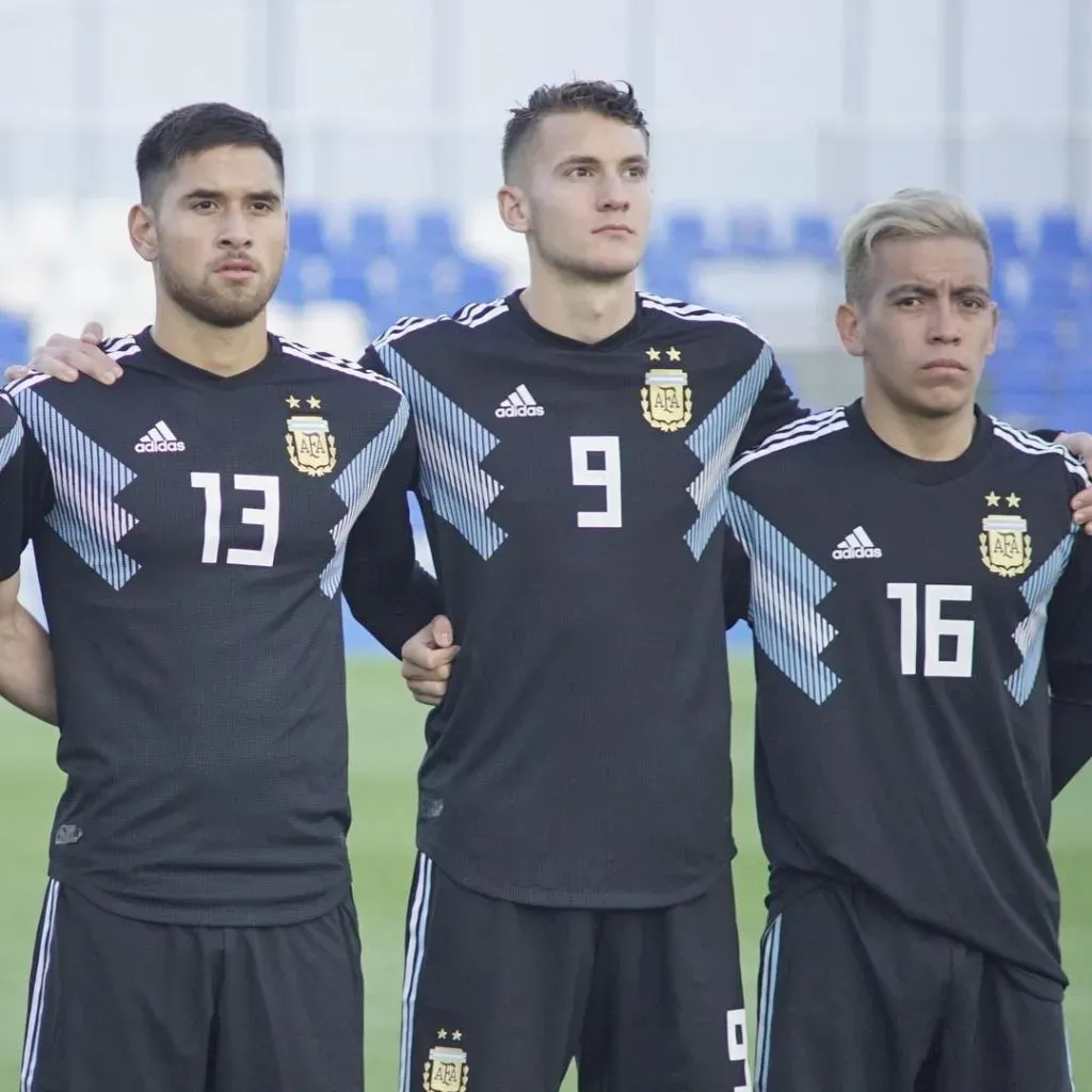 Rodrigo Villagra con Facundo Colidio y Esequiel Barco en un partido con el Sub 20 de la Selección Argentina (FOTO: Rodrigo_Villagra15).