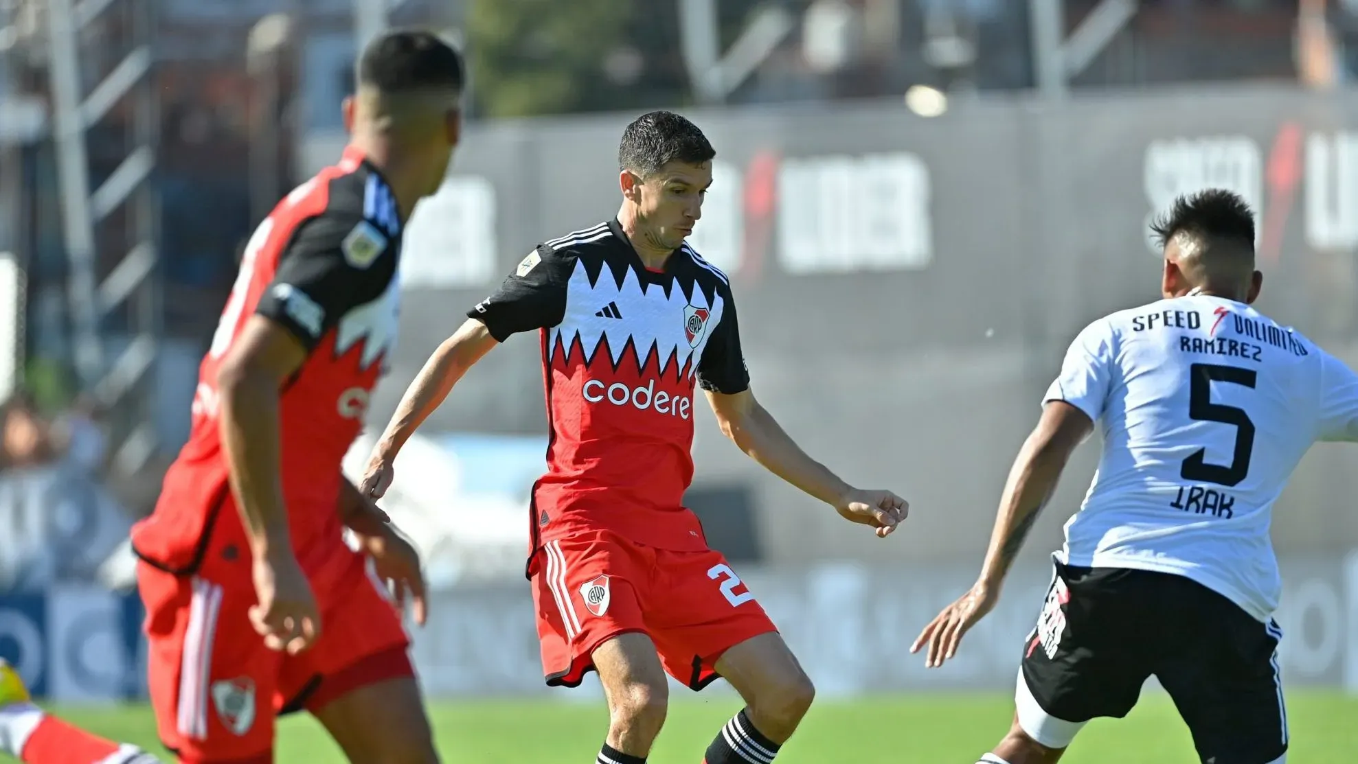 nacho fernandez river riestra
