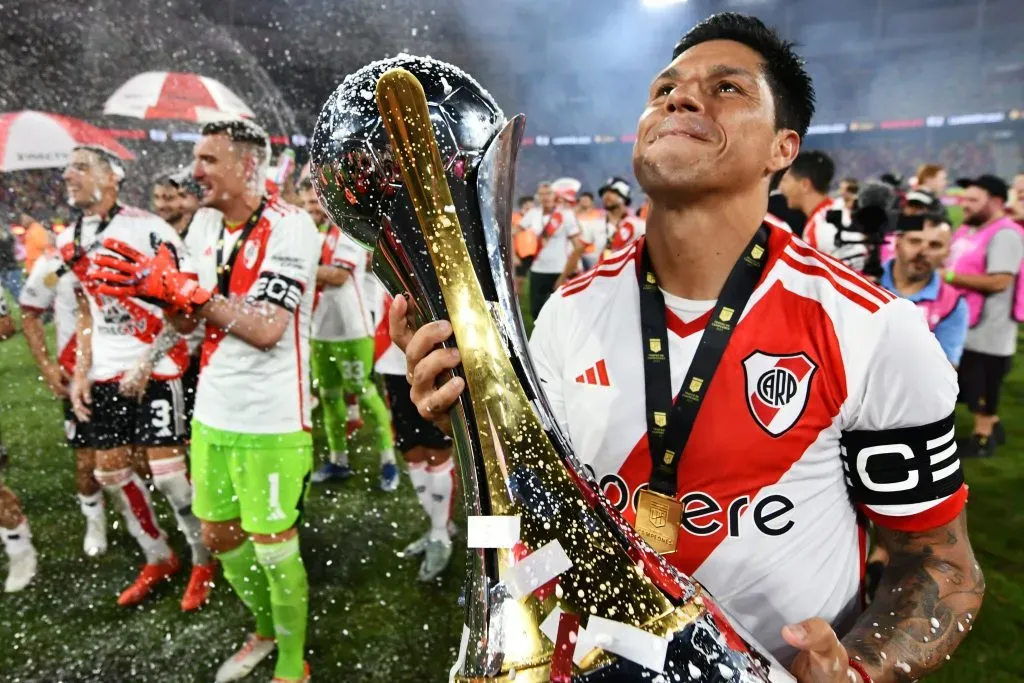 Enzo se despidió a lo grande de River en Santiago del Estero, en la final ante Rosario Central.