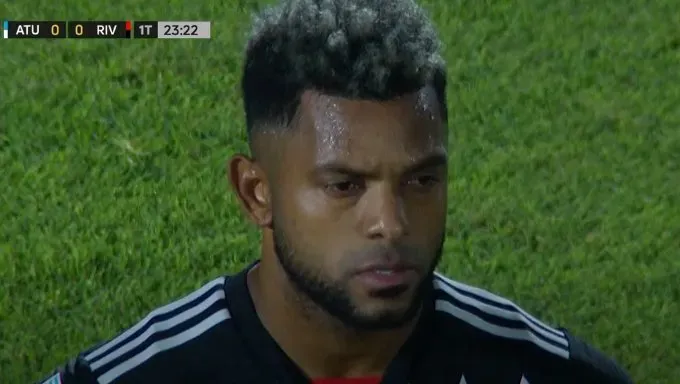 Más allá de que no reaccionó como todos esperaban, Borja terminó cediéndole por segunda vez la peltoa a Barco.