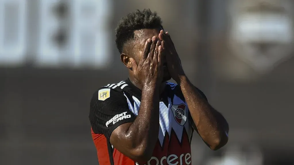 Miguel Borja sufrió una lesión y es duda para el superclásico (Foto: Getty)