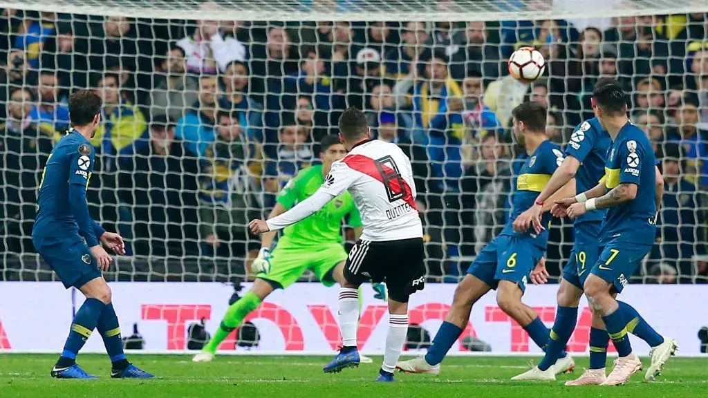 Juanfer Quintero le pegó a Riquelme por su crítica.