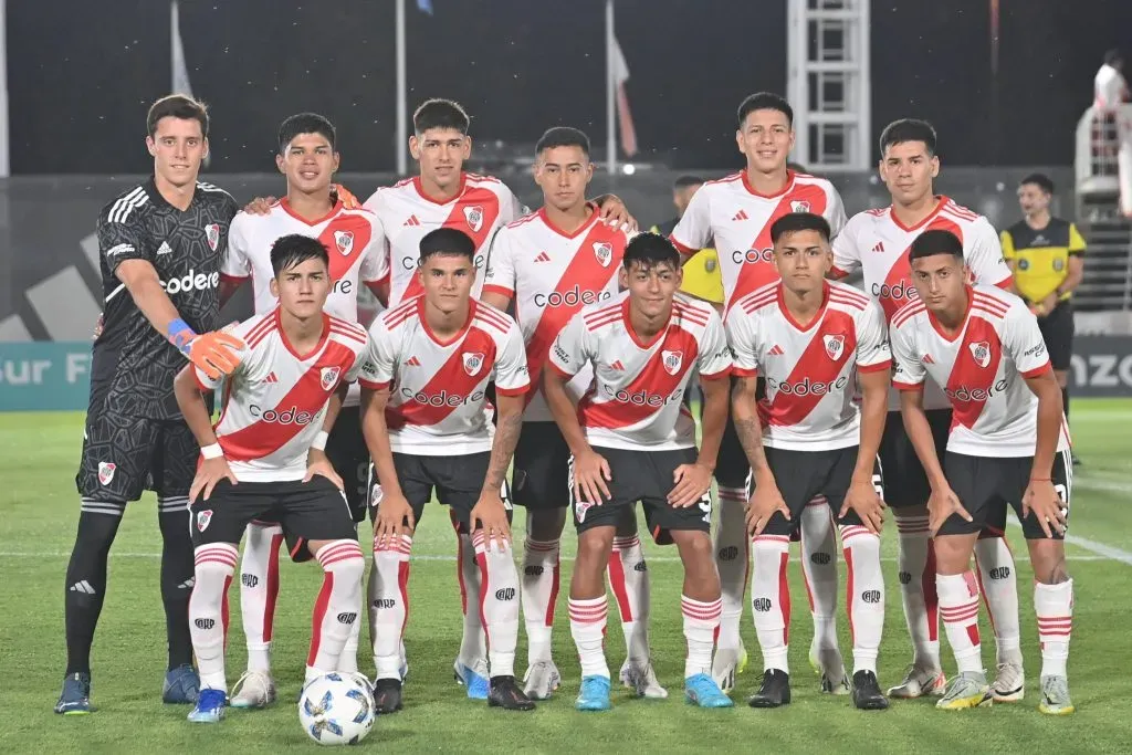 Los once de River que salieron a la cancha ante el Fortín. (Foto. Prensa River).