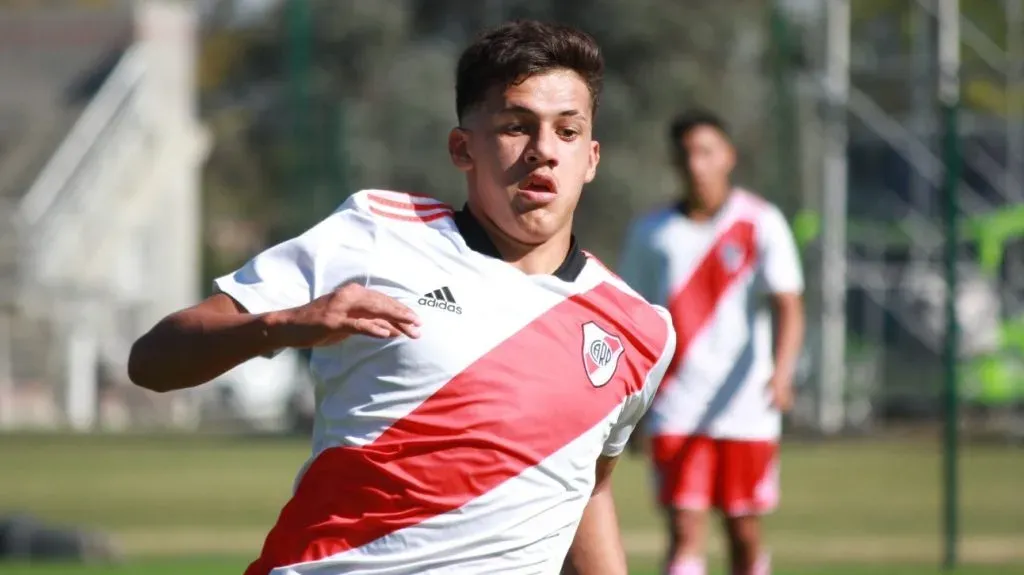Juan Cruz Meza, otro juvenil con el ADN de River que estará en la Selección.