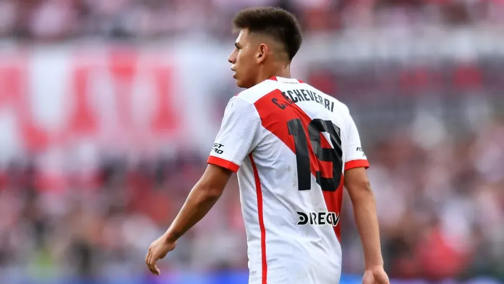 Echeverri puede meterse en el equipo ante Independiente Rivadavia.