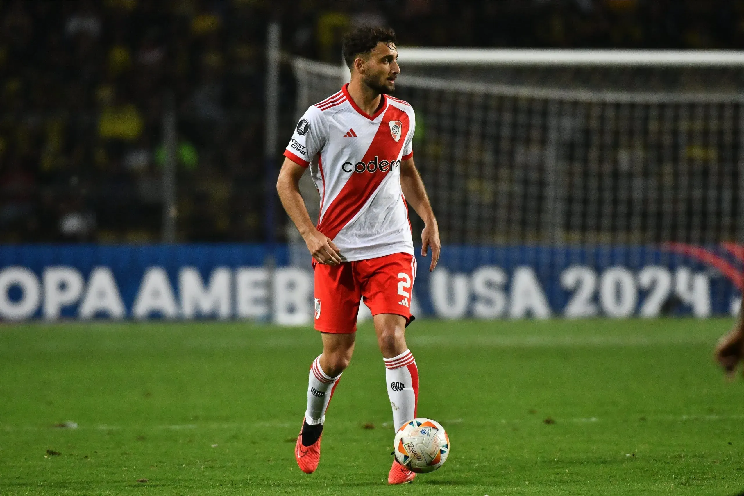 Boselli en el lateral derecho