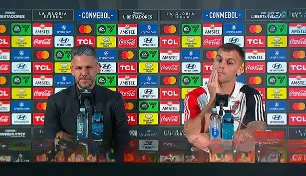 Martín Demichelis y Leandro González Pírez, en conferencia de prensa, tras la victoria de River ante Nacional por la Copa Libertadores 2024 (Captura TV).