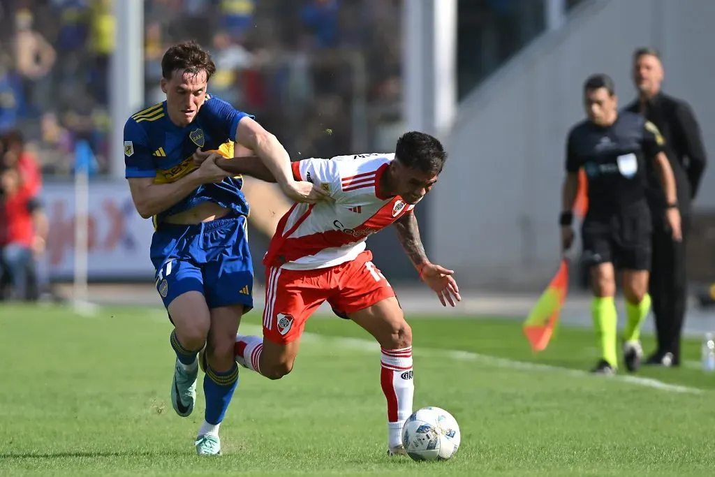 Enzo Díaz no tuvo un buen partido ante Boca. (Getty)