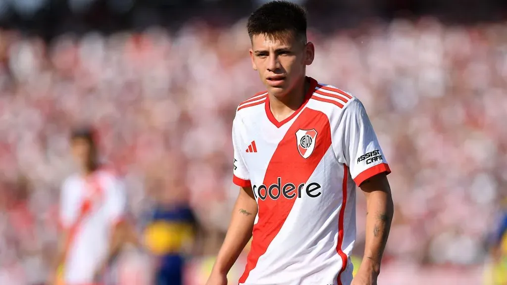 La llegada de Echeverri a Girona se puede complicar.