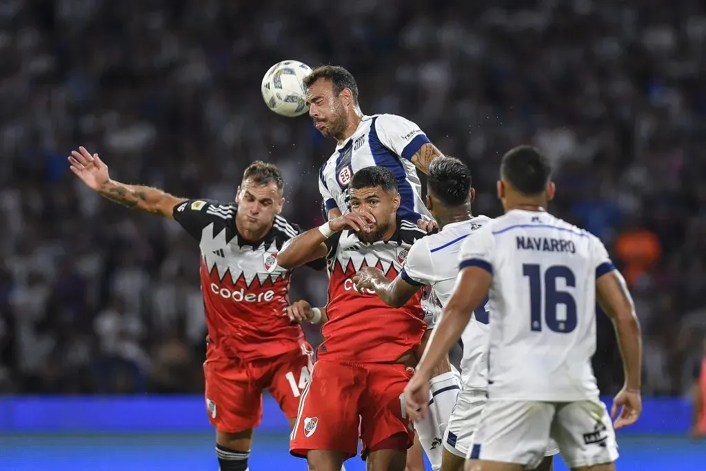 El Millonario y Talleres jugarían en la segunda semana de agosto. (Getty)