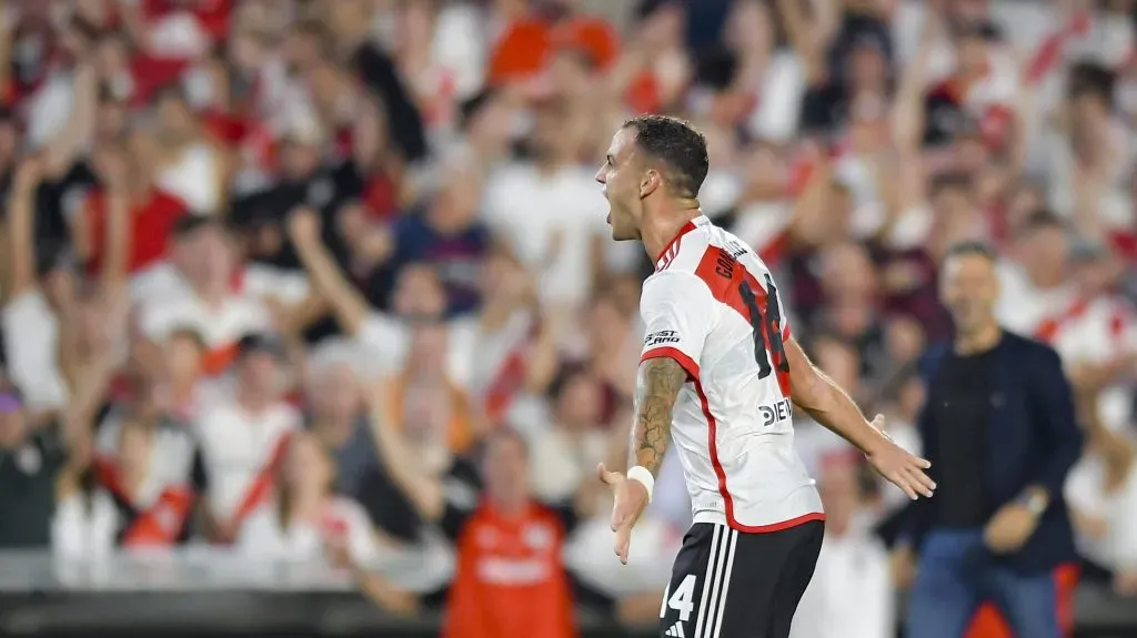 González Pirez recibió el alta médica y podrá jugar ante Deportivo Riestra.