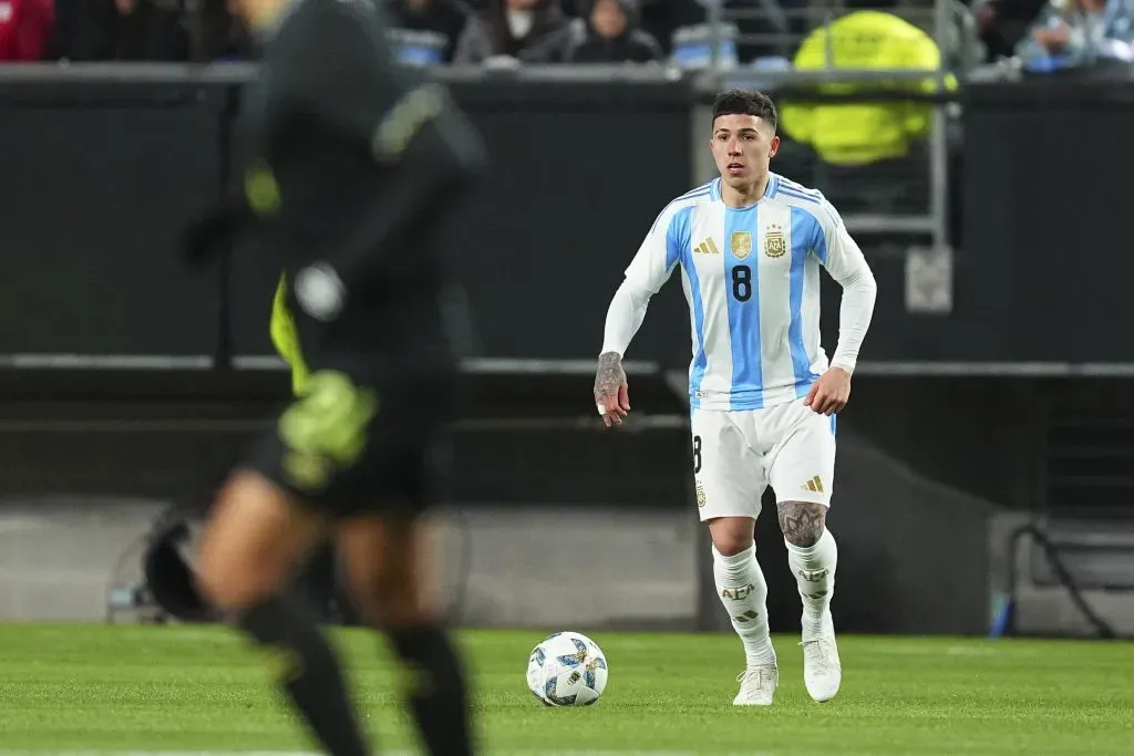 Enzo Fernández podría ir al banco. (Getty)