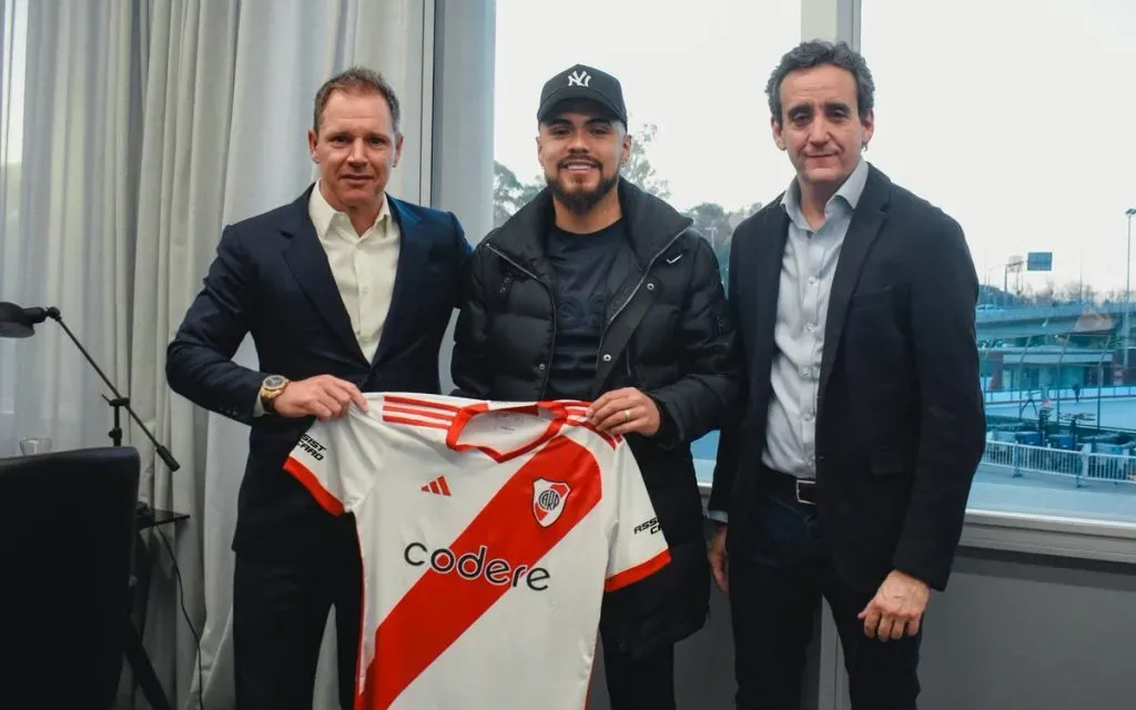 Paulo Díaz renovó su contrato.