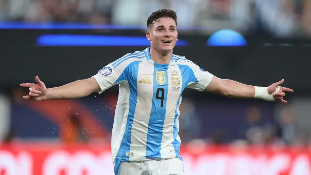 Julián viene de tener una gran Copa América y disputará los JJOO. Foto: Getty.