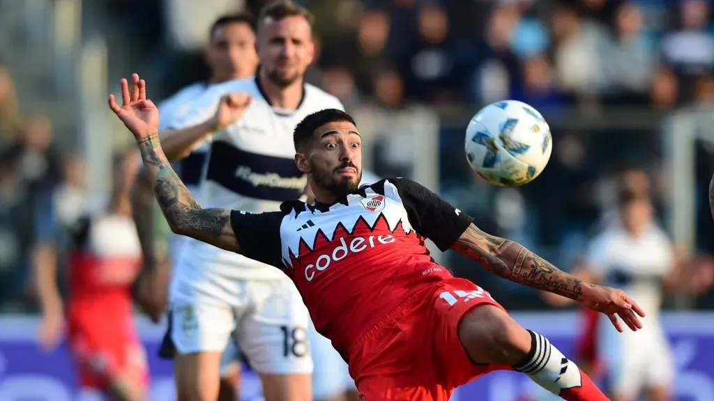 Manuel Lanzini volvió a quedar en deuda. (Foto: Getty).