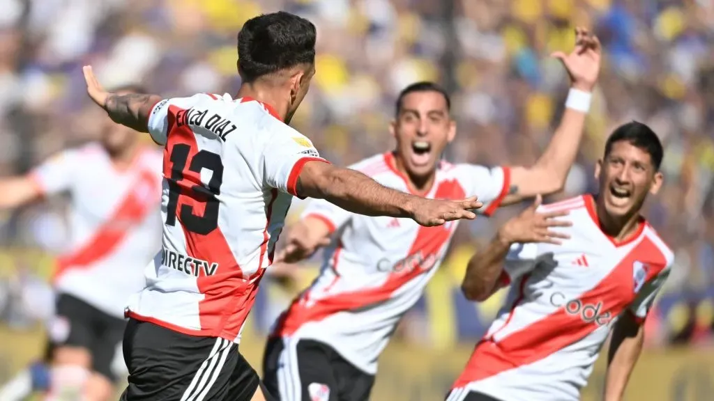 El gol de Enzo Díaz en la Bombonera