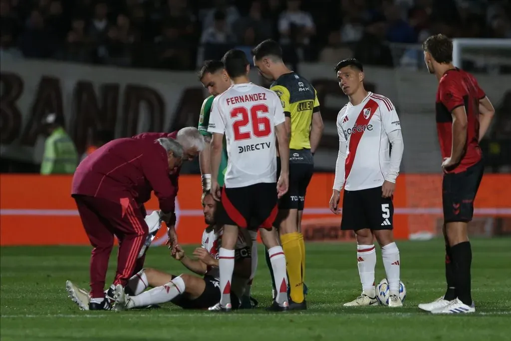 La lesión de Pezzella, una de las preocupaciones que le dejó el partido a Gallardo.