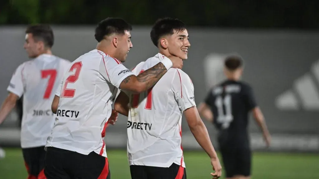 La Reserva va por el título (Foto Prensa River).