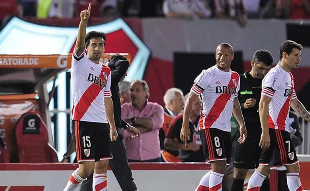 Piscu disputó 73 partidos en River y marcó 10 goles. Se retiró en el año 2021 después de jugar en el Burgos de España.