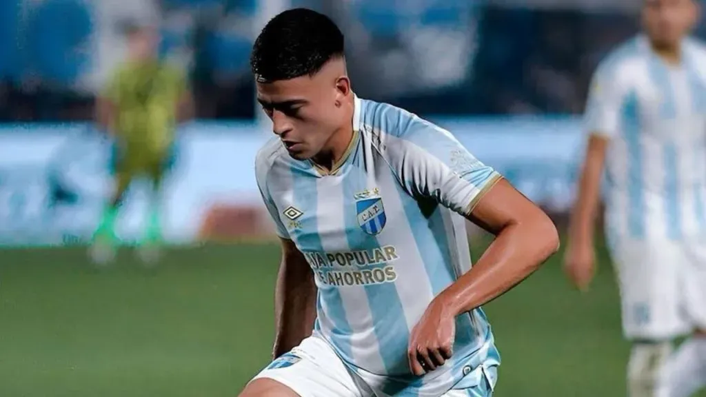 Castro Ponce se fue del Decano y está en la misma situación.