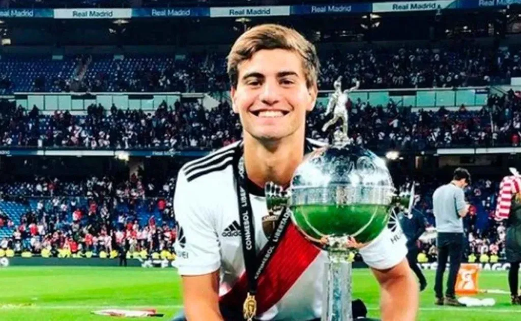 Santiago Sosa con la Copa Libertadores 2018