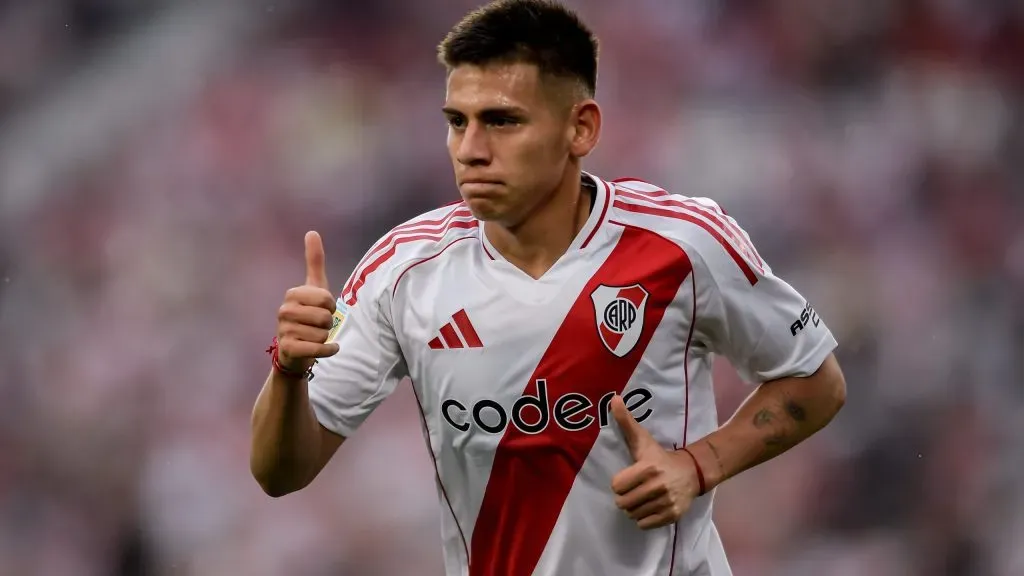 Echeverri se despidió de River con 4 goles y 8 asistencias en 48 partidos.