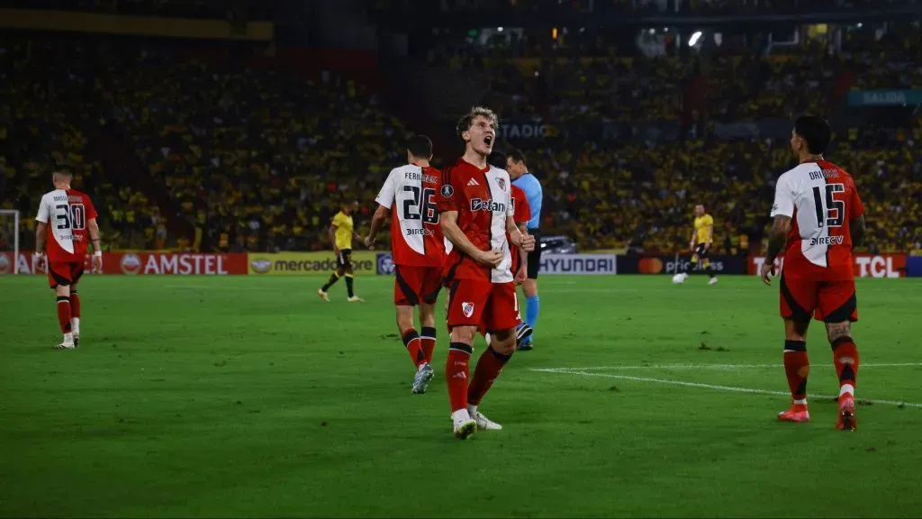 River venció a Barcelona en Ecuador con goles de Driussi, Colidio y Mastantuono.