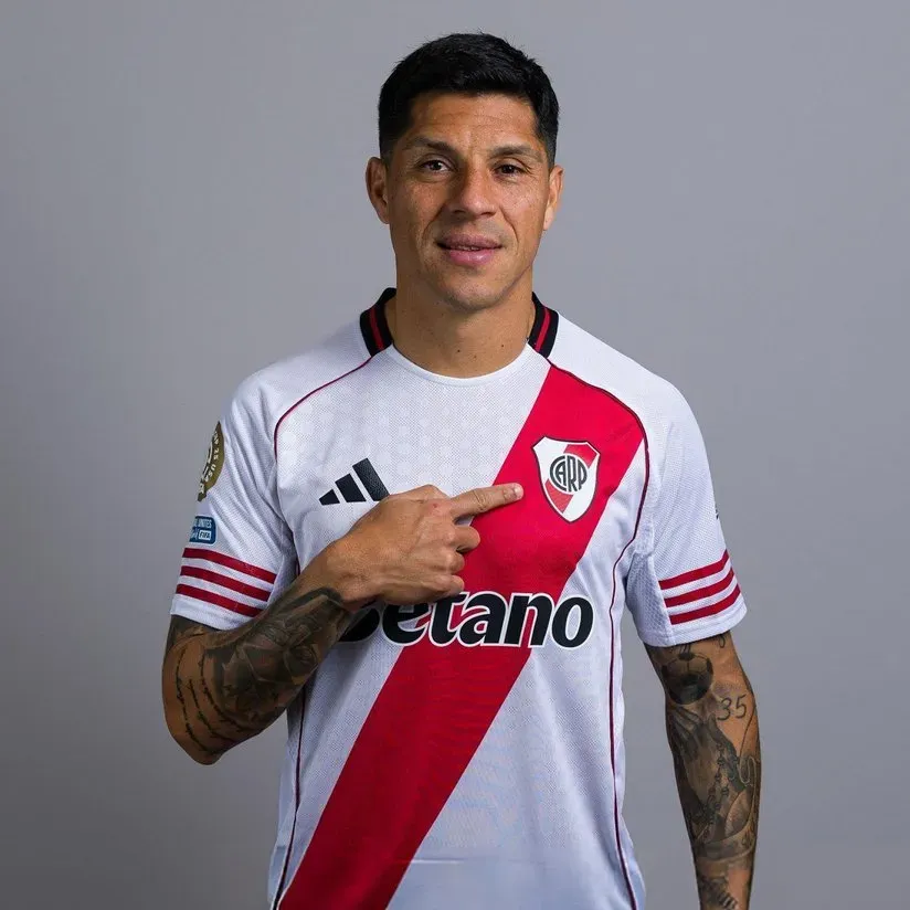 Enzo Pérez pidió el cambio en el entretiempo. (Prensa River)