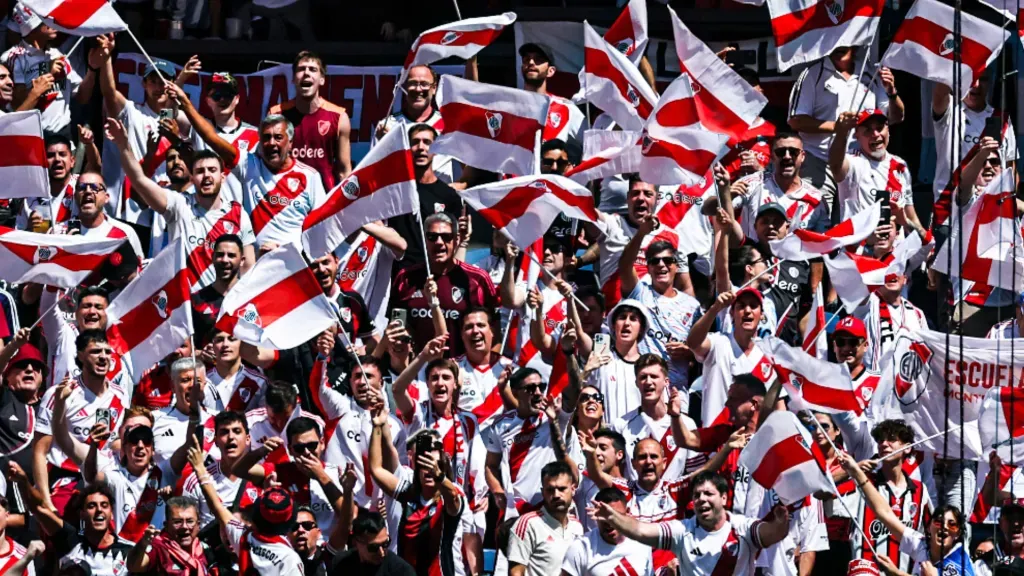Los hinchas de River coparon Seattle.