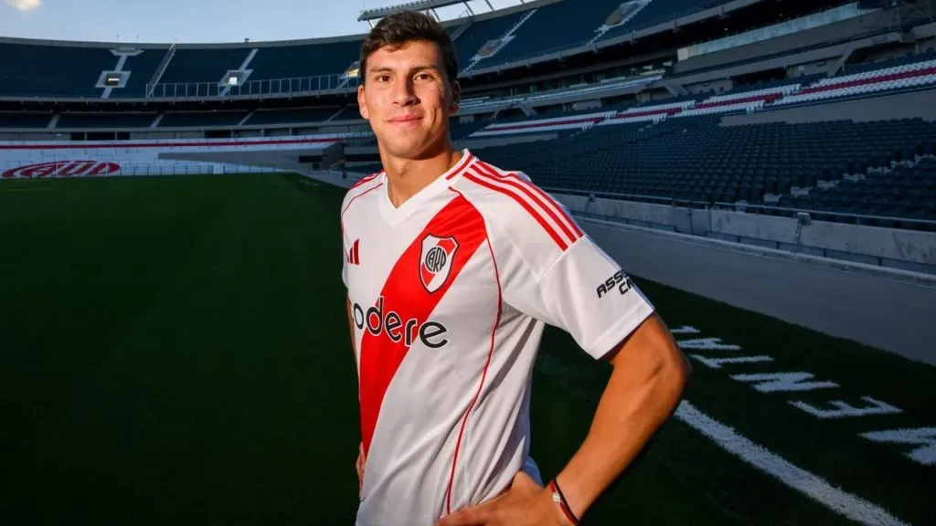 Tapia ya no entra en los planes de Gallardo.