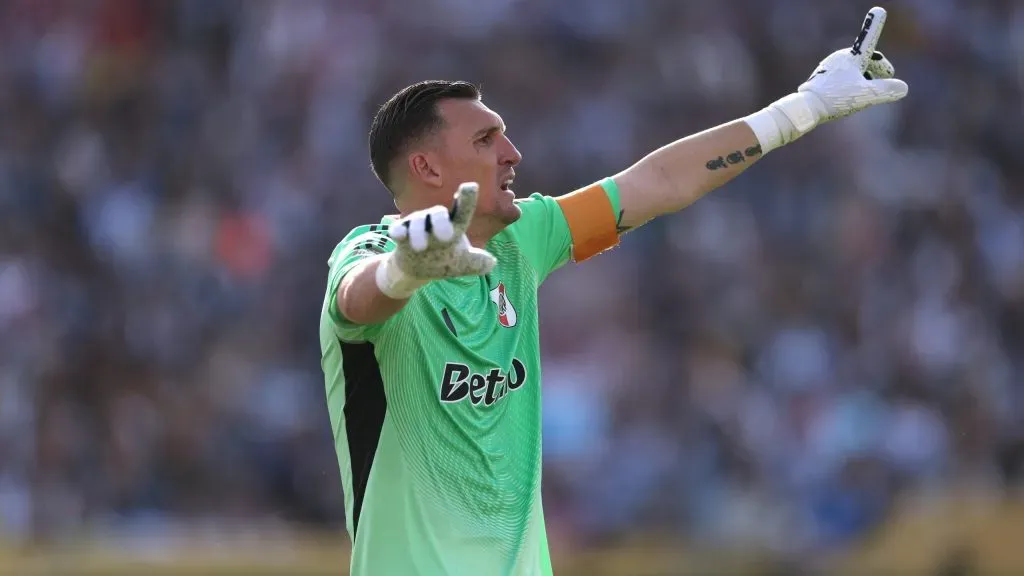 Armani sigue haciendo historia en River.