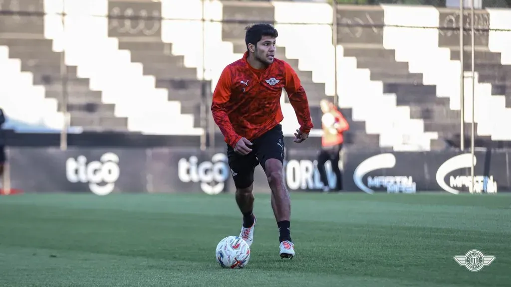 Robert Rojas llegó a Libertad en el último mercado de pases y se afianzó como titular.