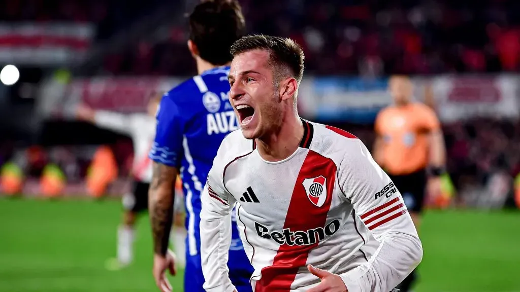Galoppo clavó un doblete para River y fue una de las figuras ante Godoy Cruz.