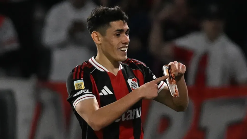 Lencina se ganó un lugar en el once ante San Martin de San Juan.