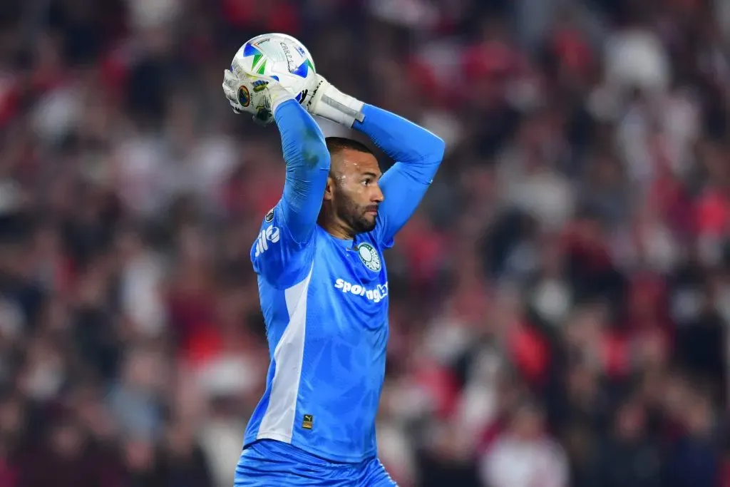 Weverton, el único que repite ante Fortaleza con respecto al Monumental.