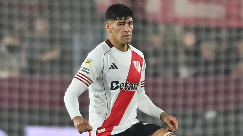 Lautaro Rivero volvería al 11 ante Racing.