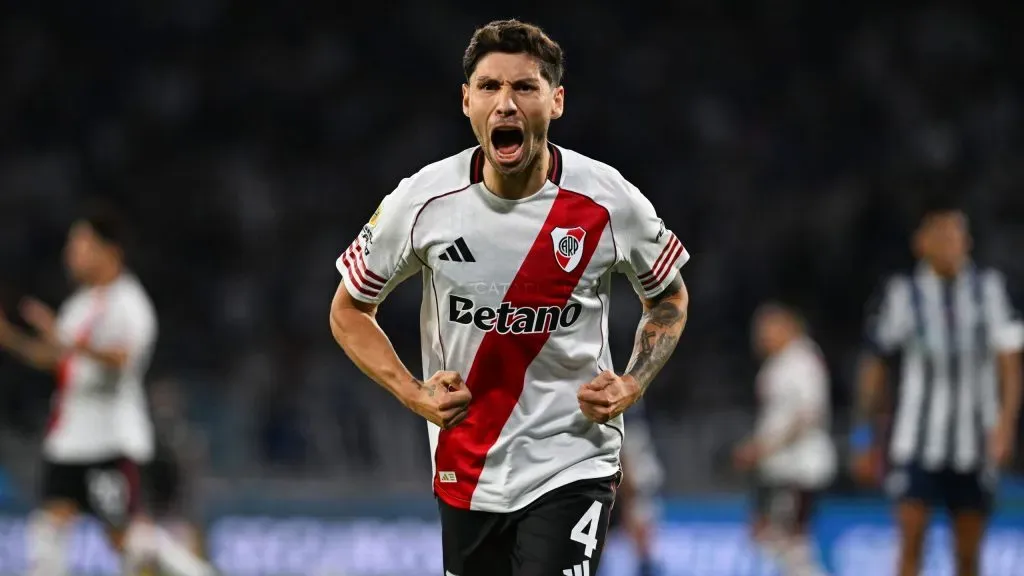 Montiel puso el primero de River.
