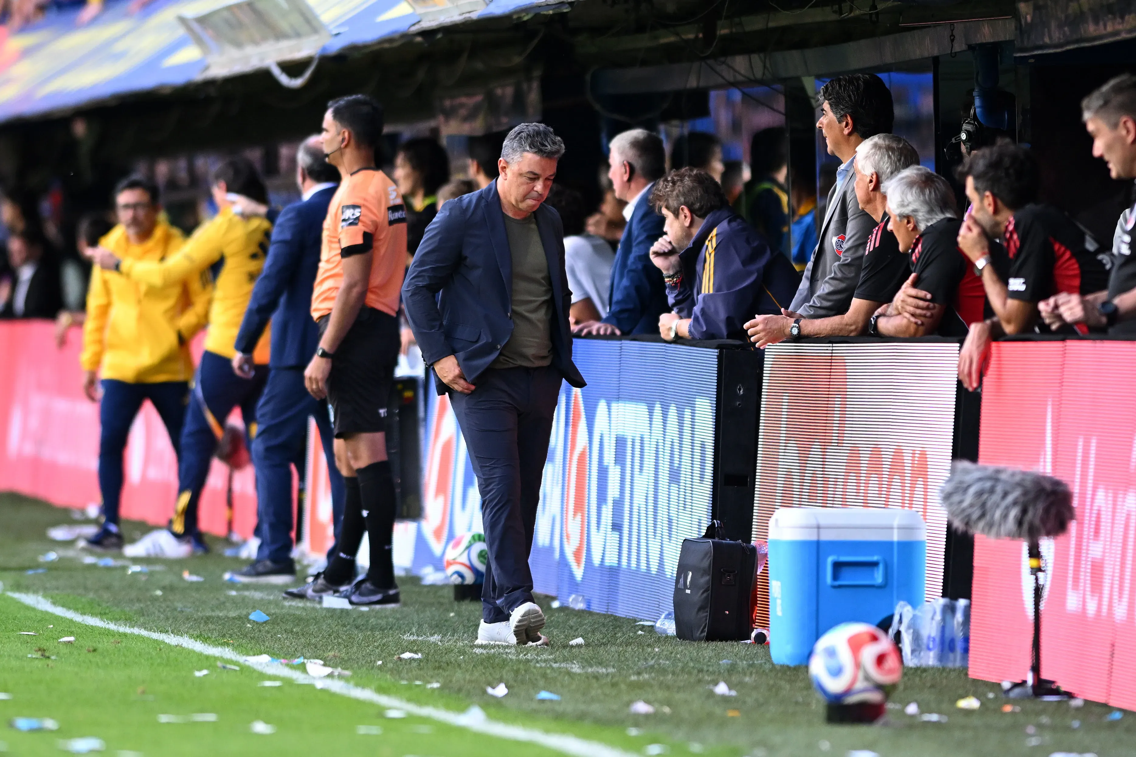Gallardo le erró con el planteo inicial, elección de jugadores y algunos cambios. (Getty Images)