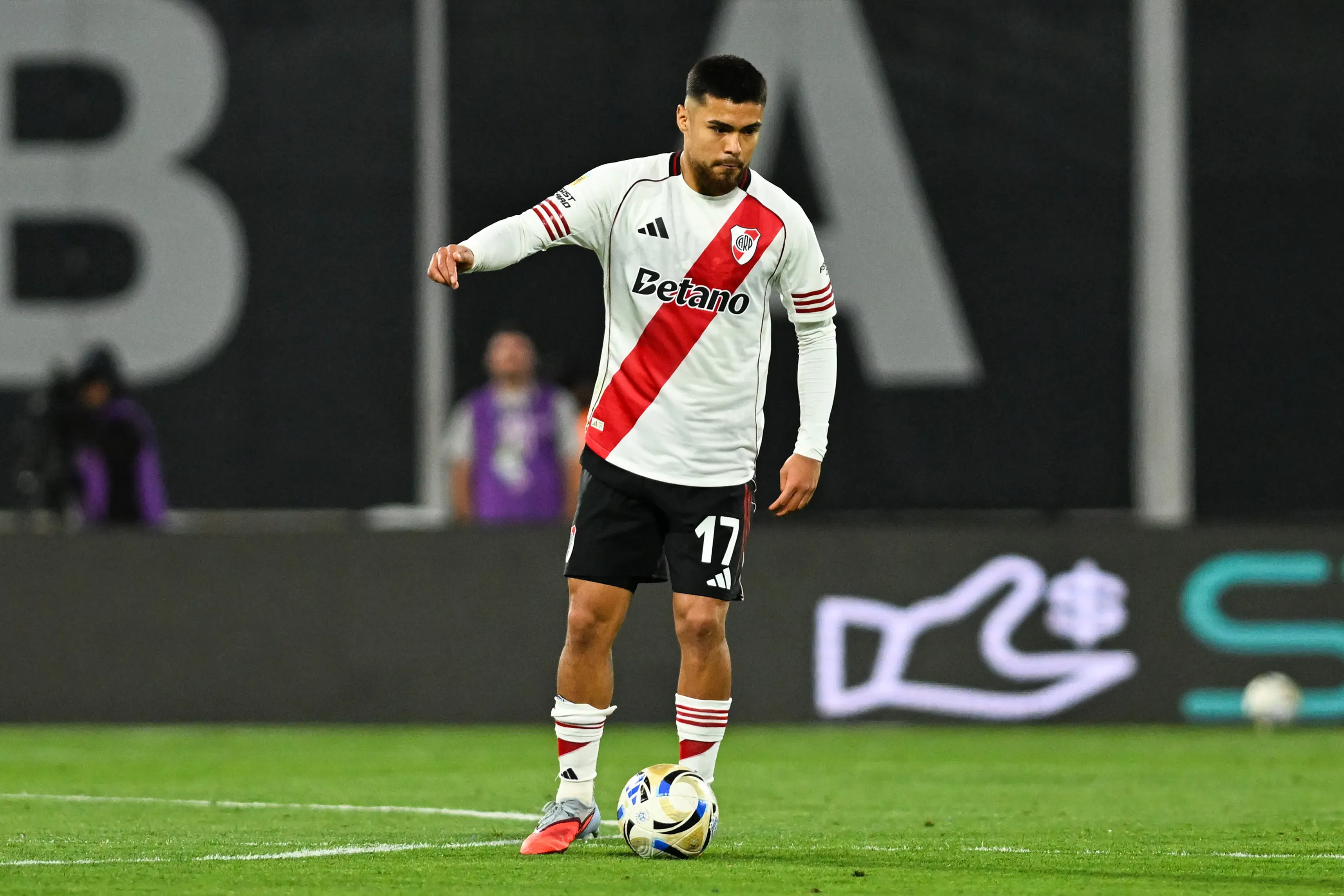 Paulo Díaz sería uno de los futbolistas a transferir por River. (Getty Images)