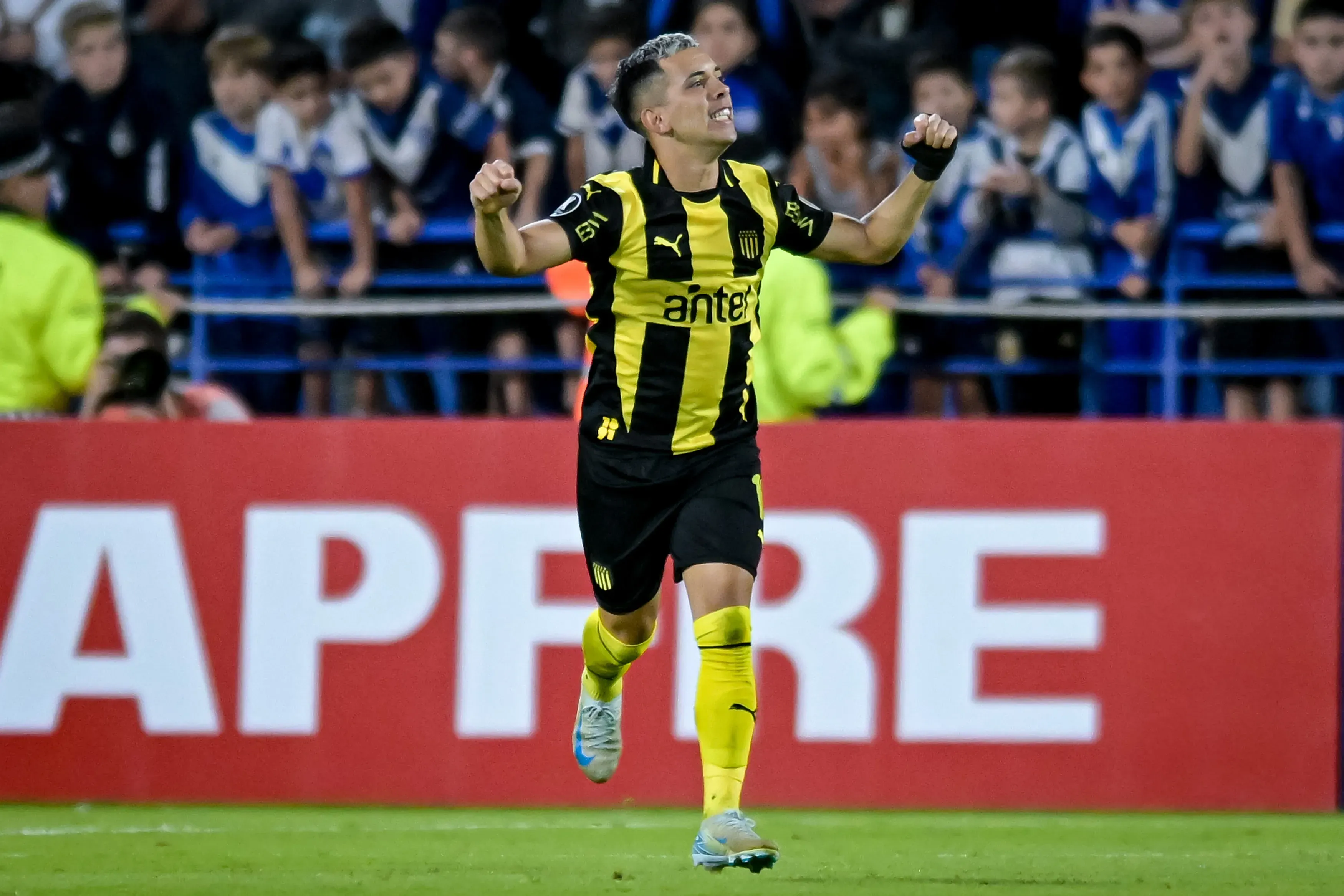 Leo Fernández, buscado por Gallardo durante el verano 2025, tiene chances de ser transferido por Peñarol, por lo que su futuro es incierto. (Getty Images)