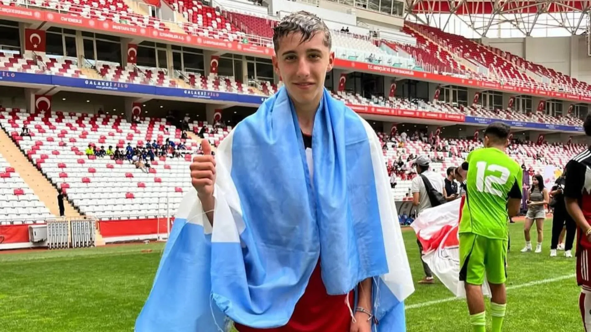 Luca Scarlato se irá de River por patria potestad.