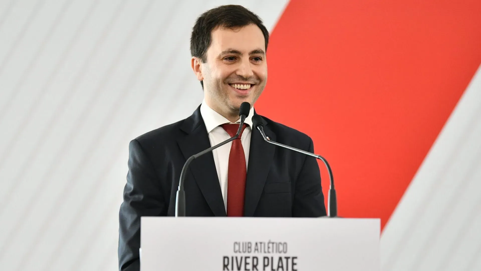 Di Carlo es el 26° presidente de la historia de River.