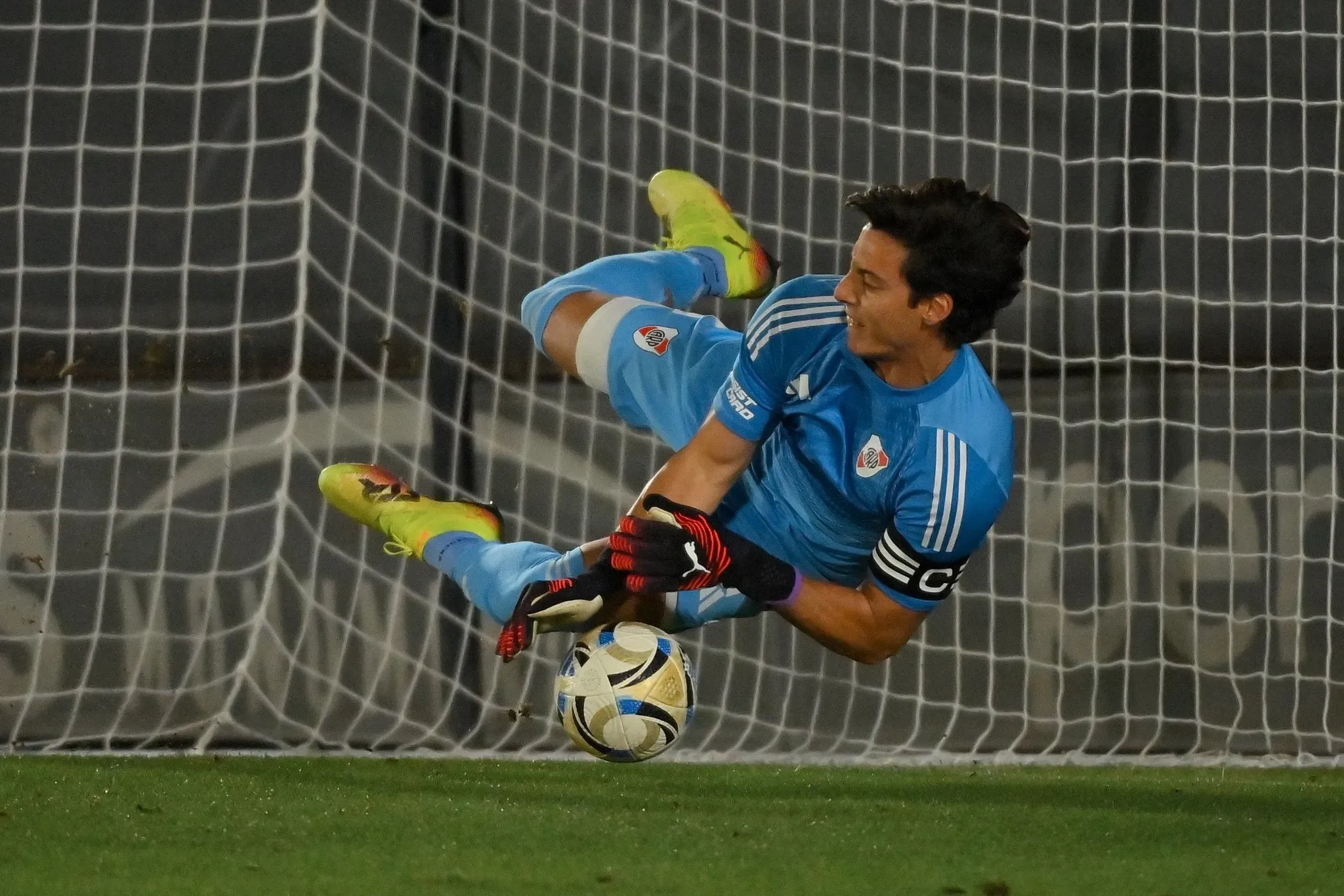 Santiago Beltrán sería el arquero para los amistosos ante Millonarios y Peñarol.