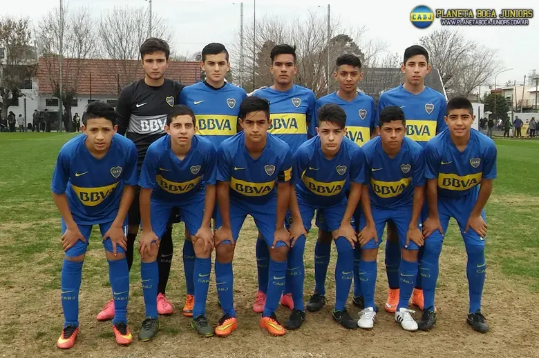 El once titular de la octava división.