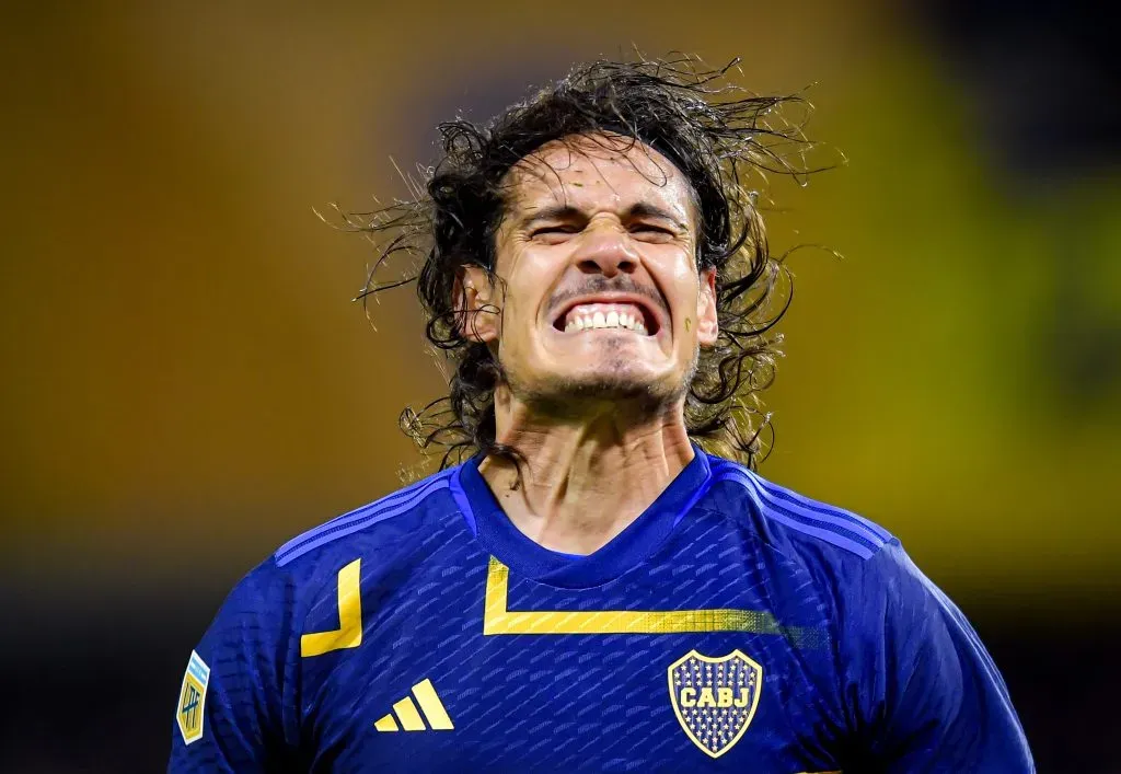 Cavani estará ausente vs. Platense. (Getty)