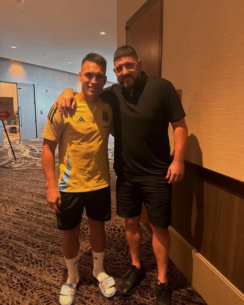 Orion junto a Lautaro Martínez. (Instagram)