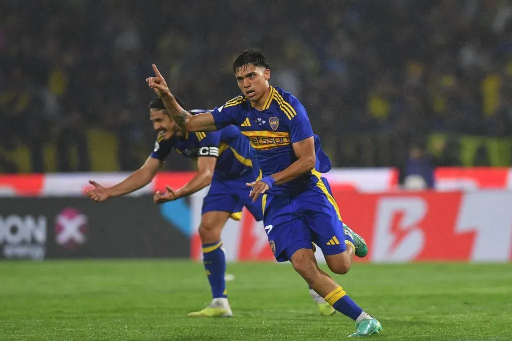 Cavani y Zeballos, los mejores de Boca ante Vélez. (Getty)