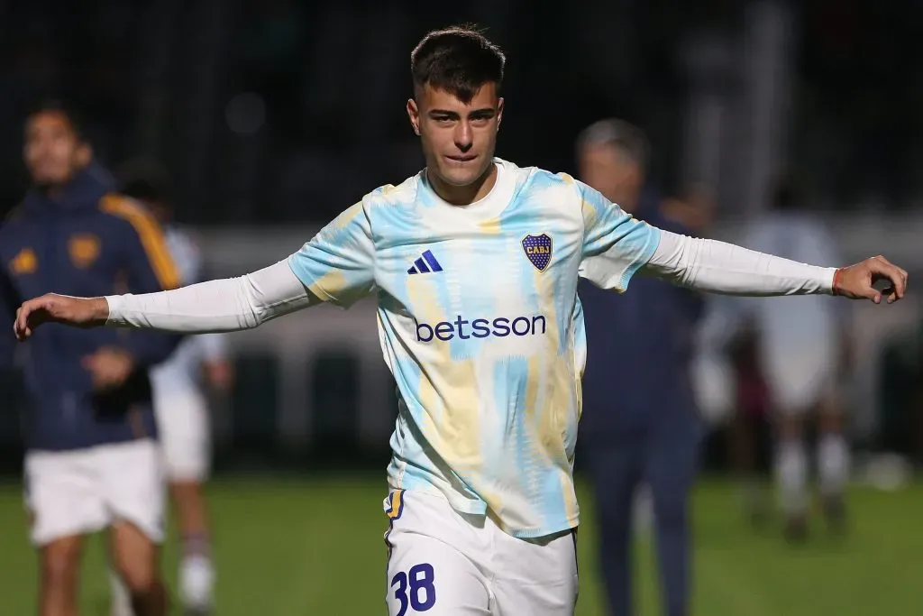 La salida de Aaron Anselmino de Boca podría darse en enero. (Getty)