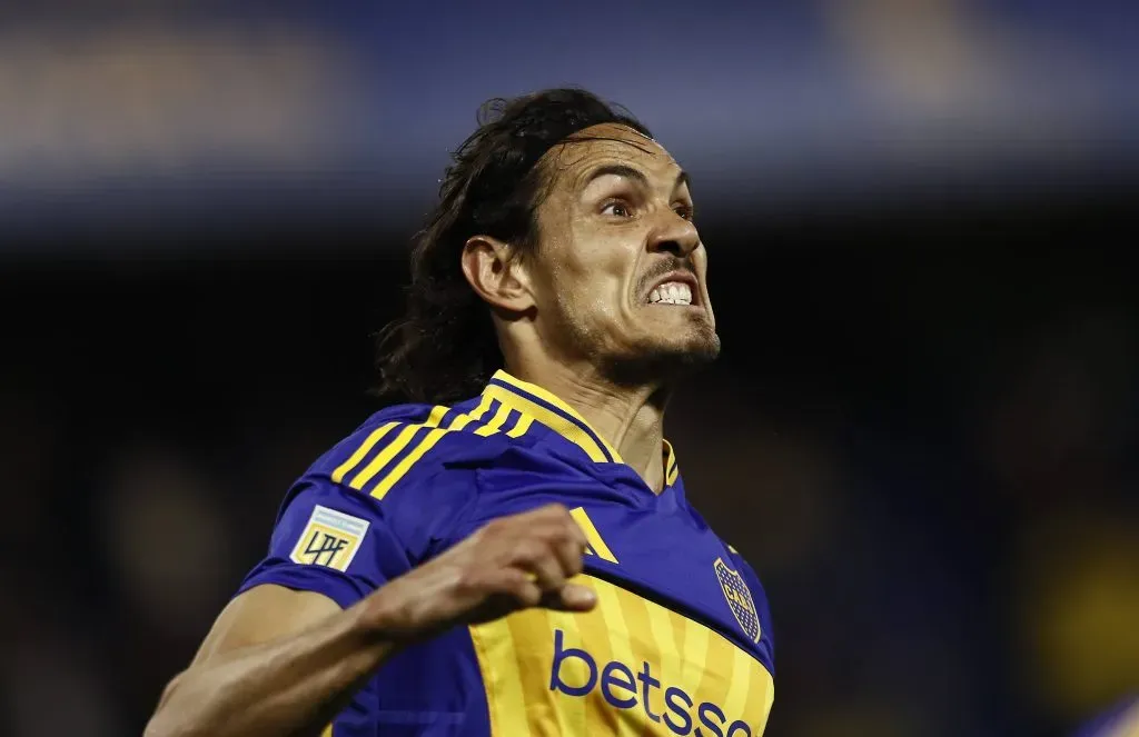 Edinson se llena la boca de gol. Uno de los mejores de Boca en el 2024. Foto: Imago.